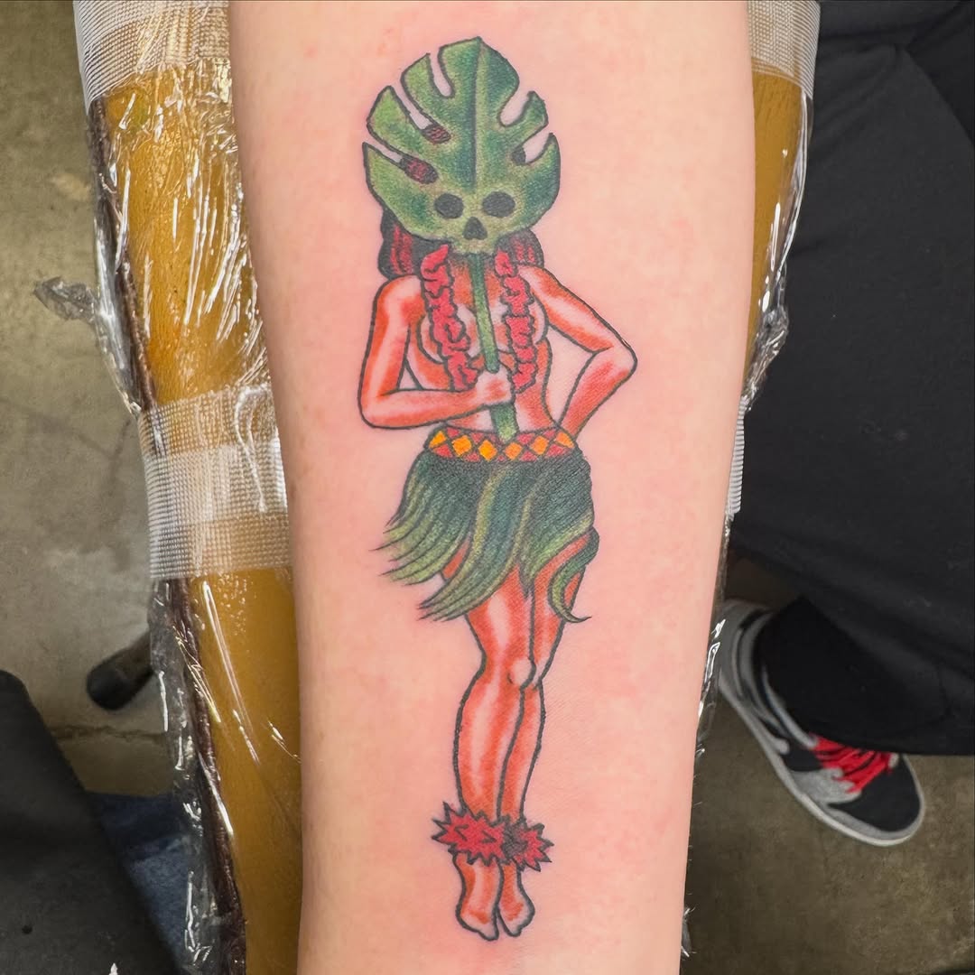 Tattoo by @bobbyjoeward — american_traditional