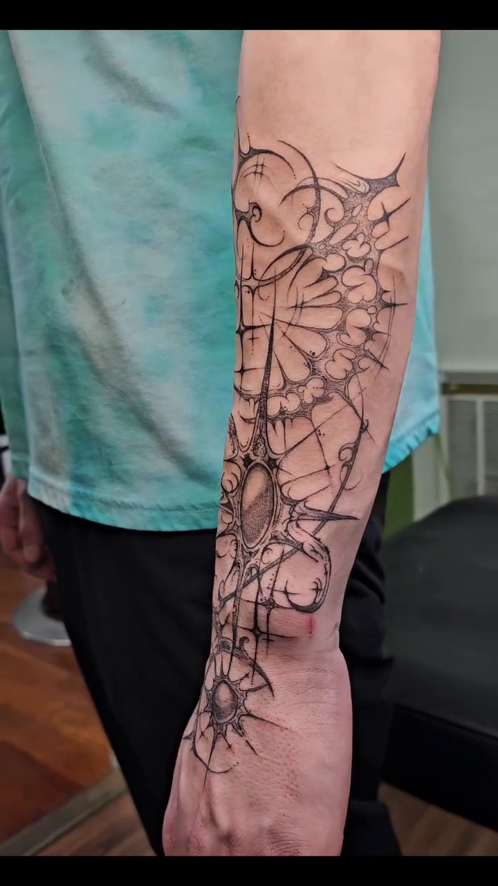 Tattoo by @talia_tattoo_ — geometric, fine_line