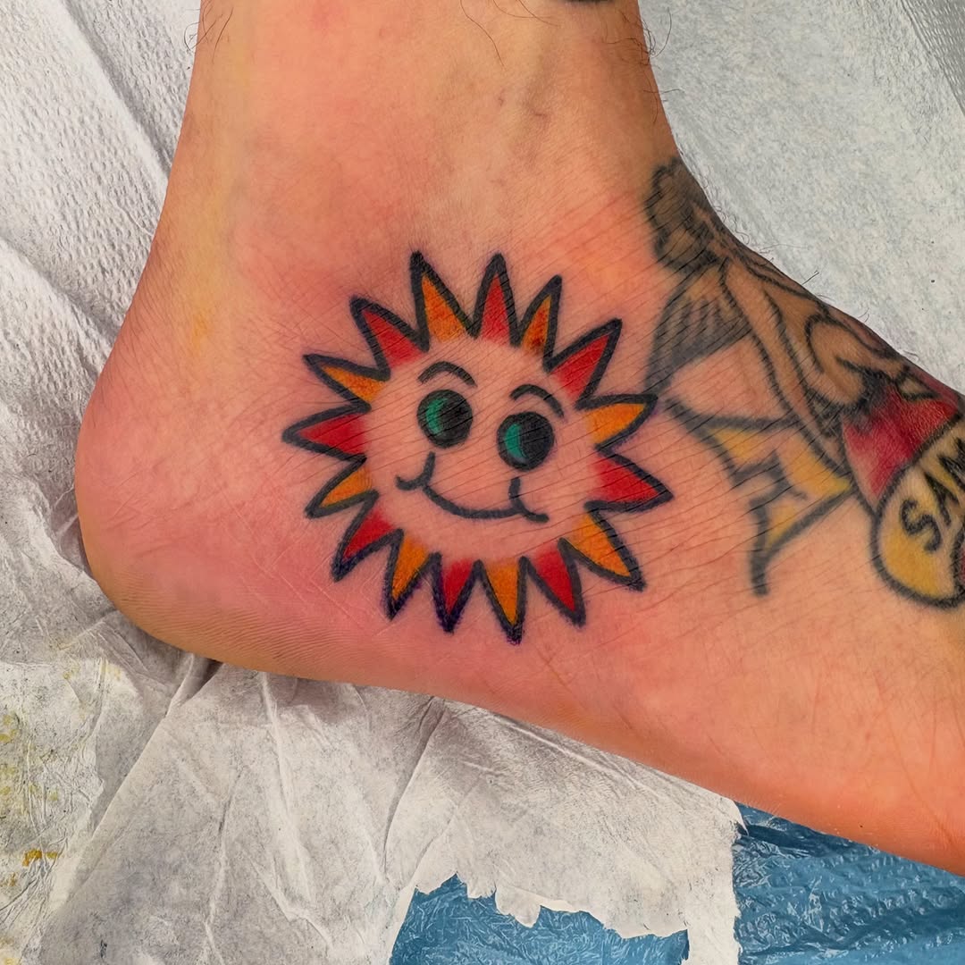 Tattoo by @tattoobraedon โ american_traditional