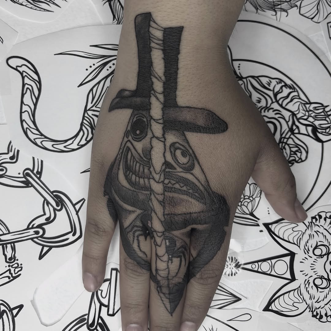 Tattoo by @loopytatz — blackwork
