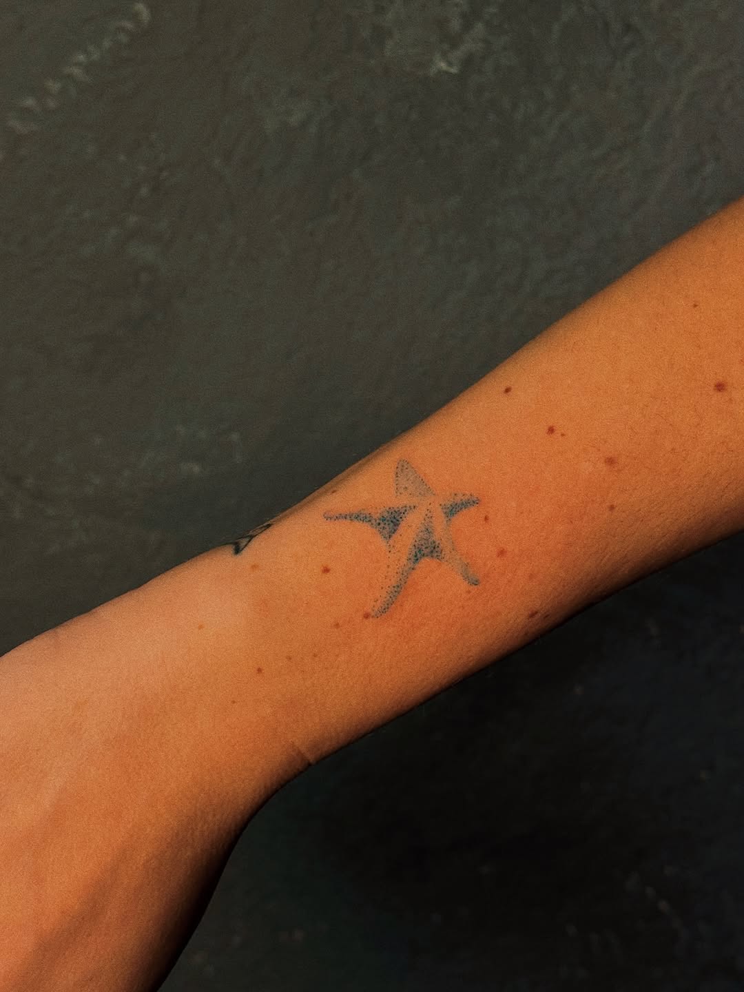 Tattoo by @inkduartetattoo — dotwork, minimalist