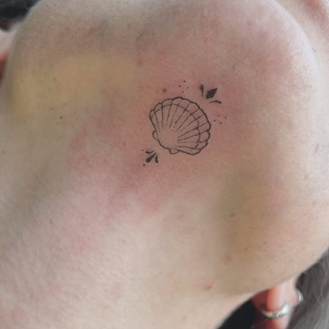 Tattoo by @misskatietattoos β fine_line, minimalist