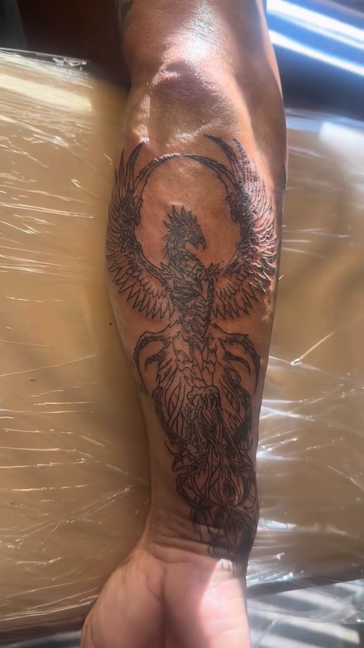 Tattoo by @lil_barbs — black_and_grey