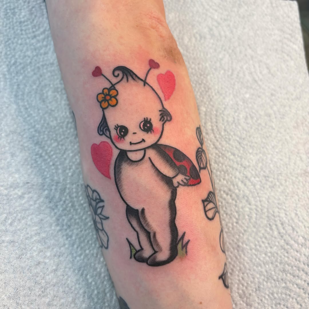 Tattoo by @xxhoneyxdripxx — new_school