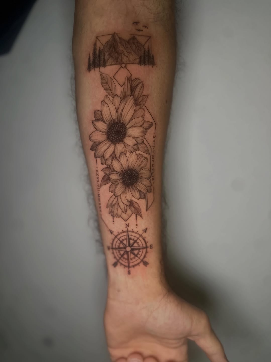 Tattoo by @javier_jimenez_tattoo_ — fine_line, geometric