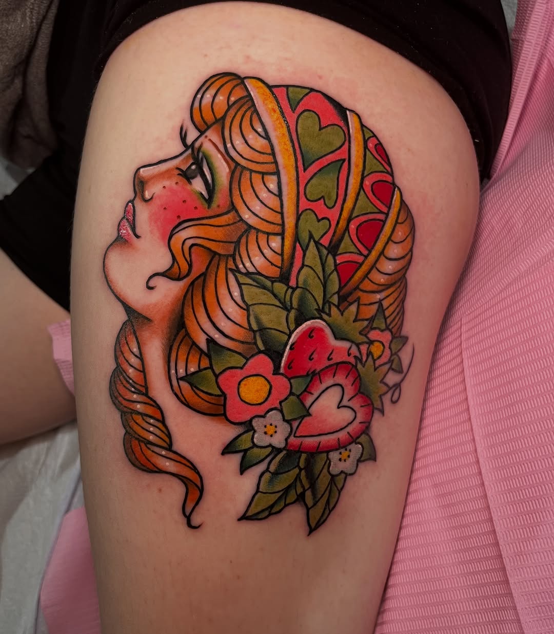 Tattoo by @manicpixxie — american_traditional, new_school