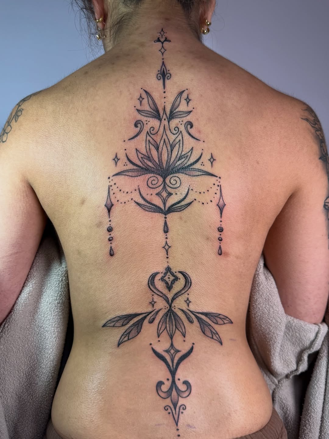 Tattoo by @jenpokes β ornamental, fine_line