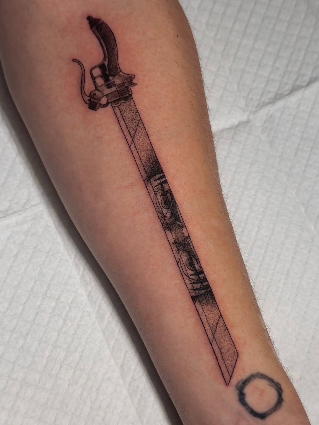 Tattoo by @tracci_king_tattoo — black_and_grey