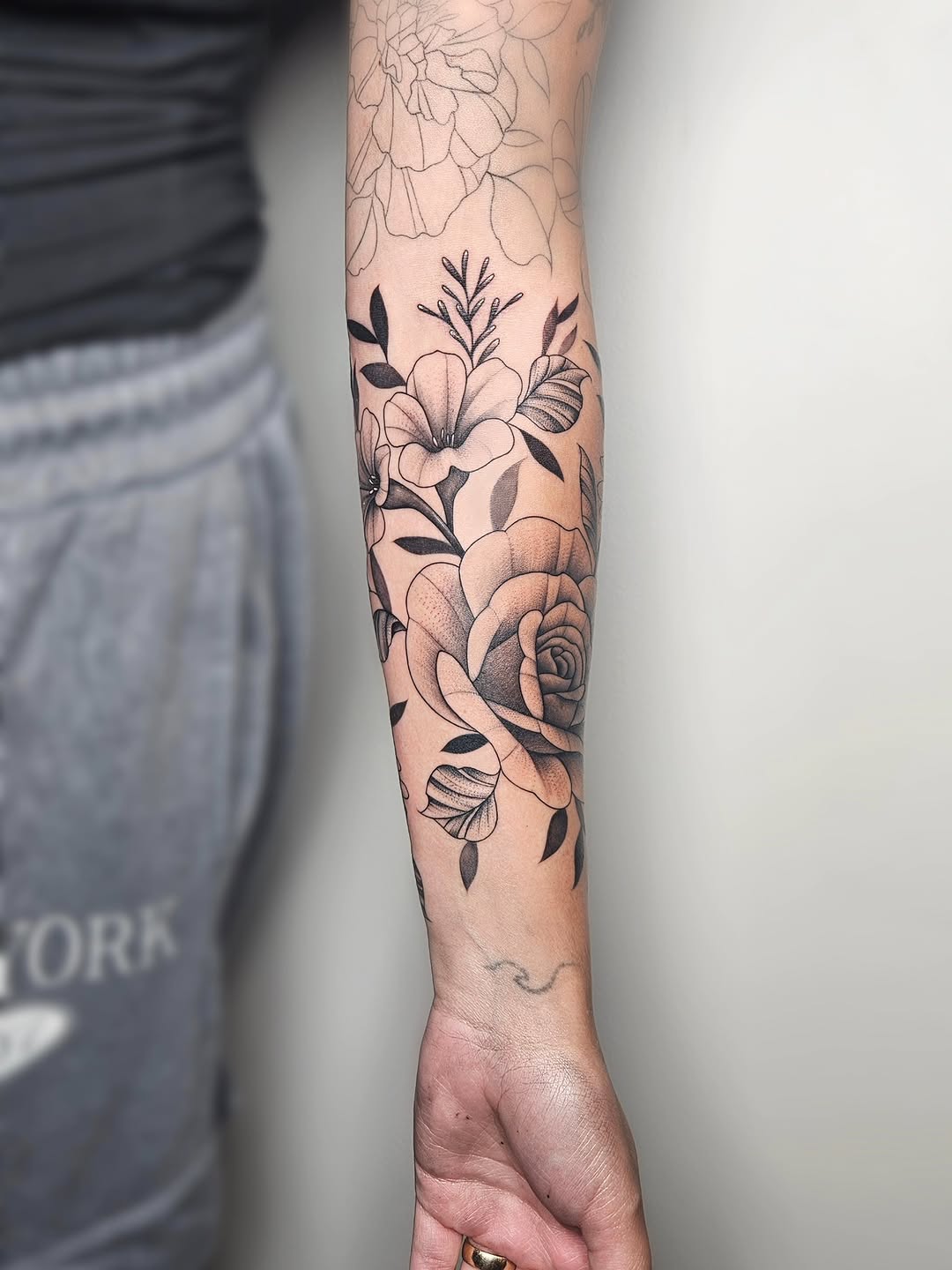Tattoo by @tattsbytayy — black_and_grey