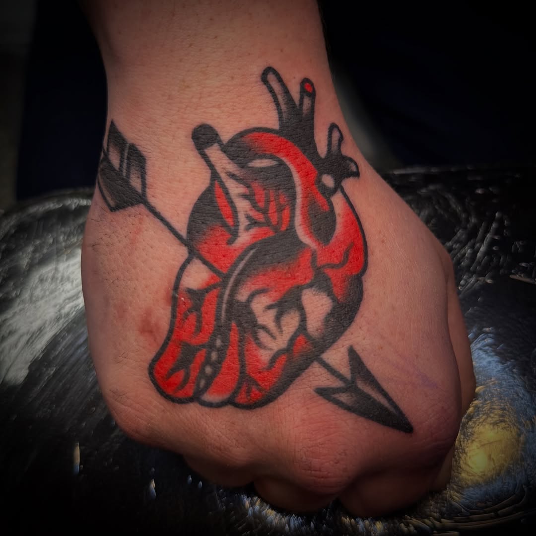 Tattoo by @chuckieneedles — american_traditional, illustrative