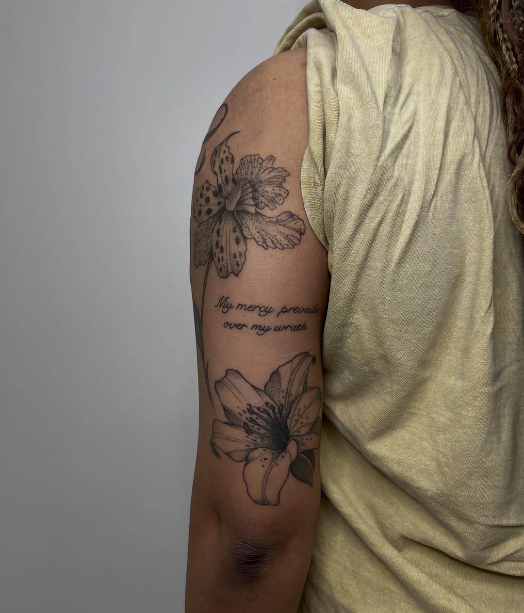 Tattoo by @dom.tattoos โ fine_line, lettering_script