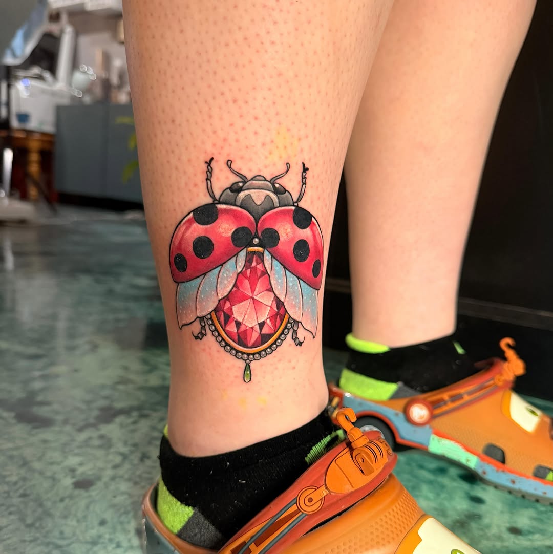 Tattoo by @tattoome_violet โ new_school