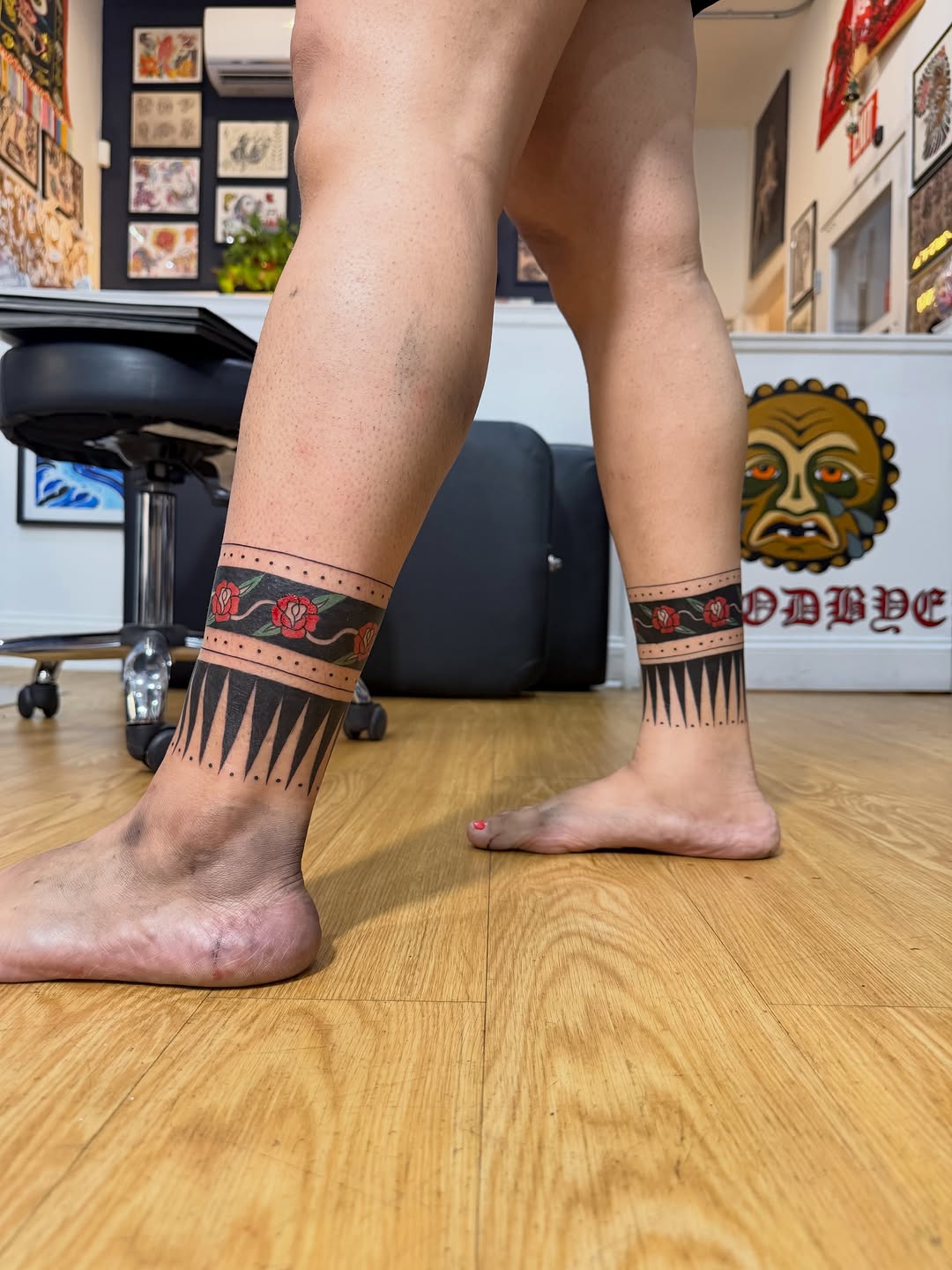 Tattoo by @who_thefuckisdrake β american_traditional, blackwork