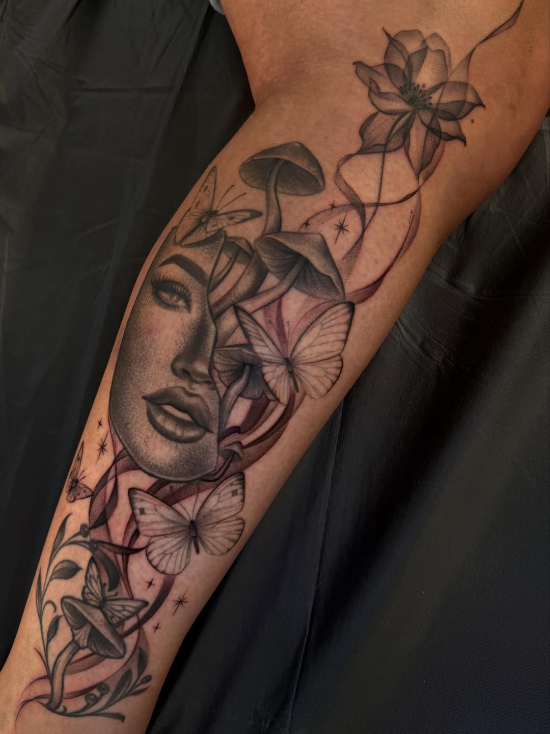 Tattoo by @medusa_michelletattoos — black_and_grey