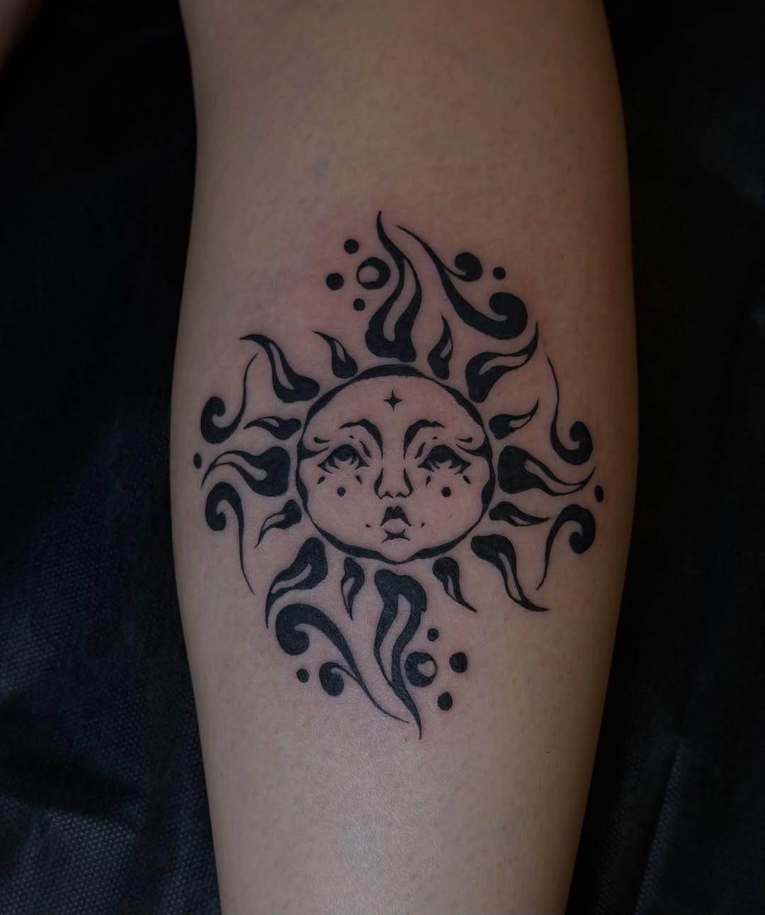 Tattoo by @gianna.tattoos — blackwork