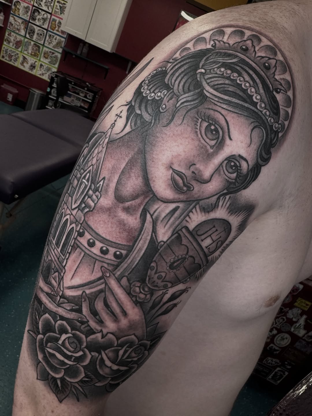 Tattoo by @averagewillie β black_and_grey, realism