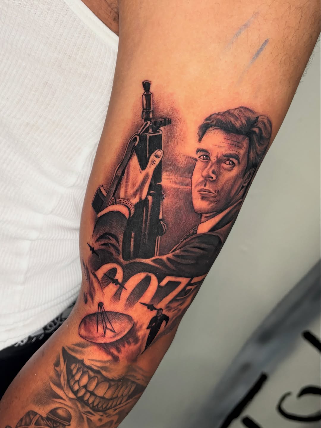 Tattoo by @osieltattoos โ realism, black_and_grey
