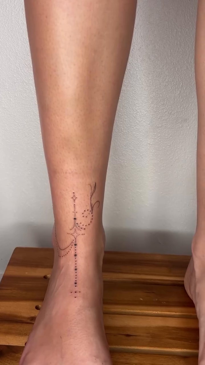 Tattoo by @mktattoos_ — fine_line