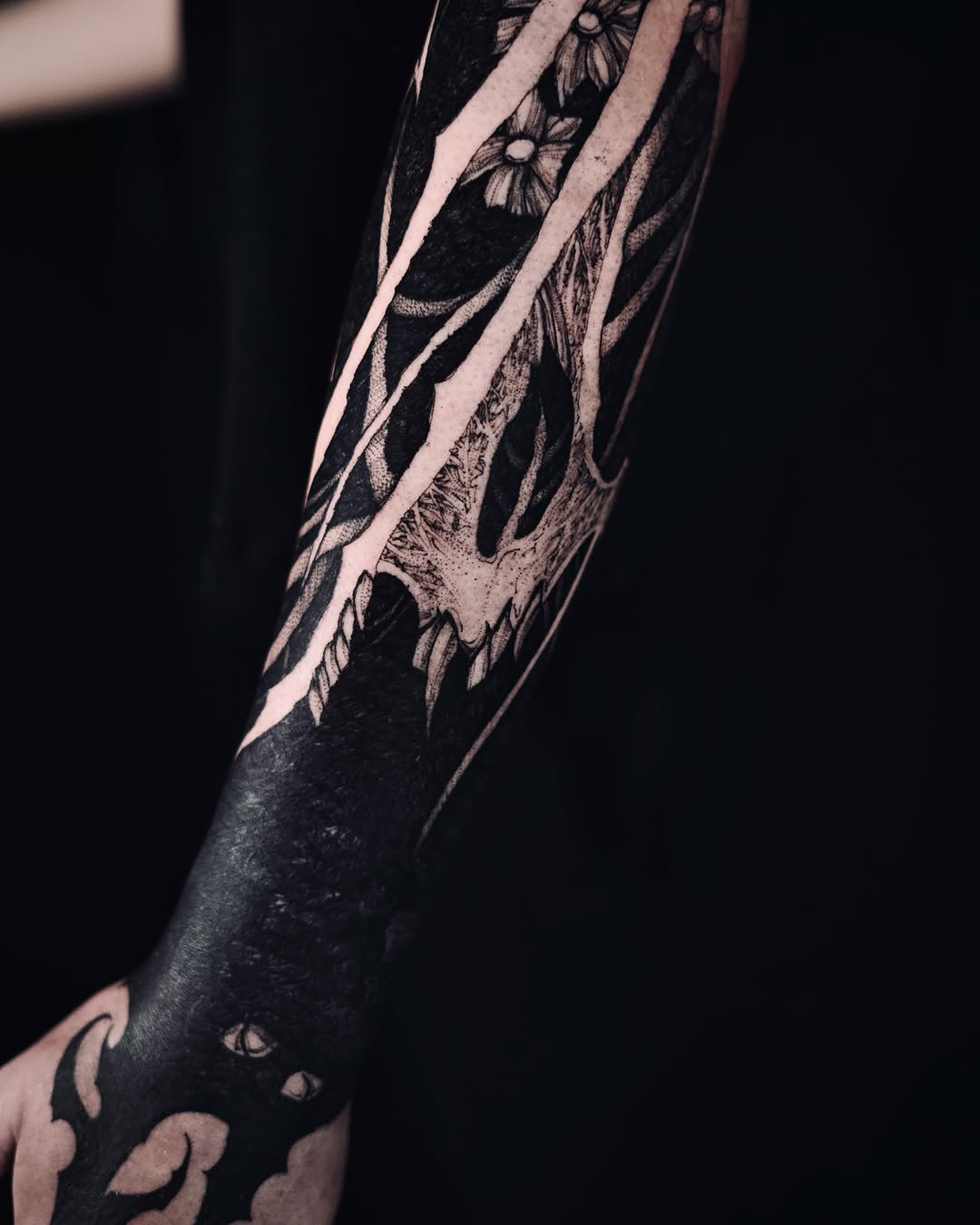 Tattoo by @sflpczk — blackwork, dotwork