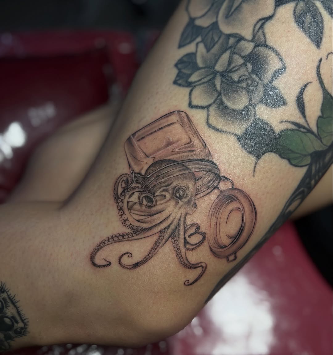 Tattoo by @dandelion.roses โ black_and_grey, realism