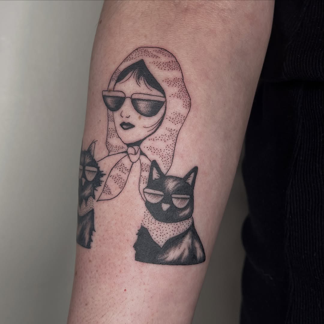 Tattoo by @lre_ink — black_and_grey, illustrative