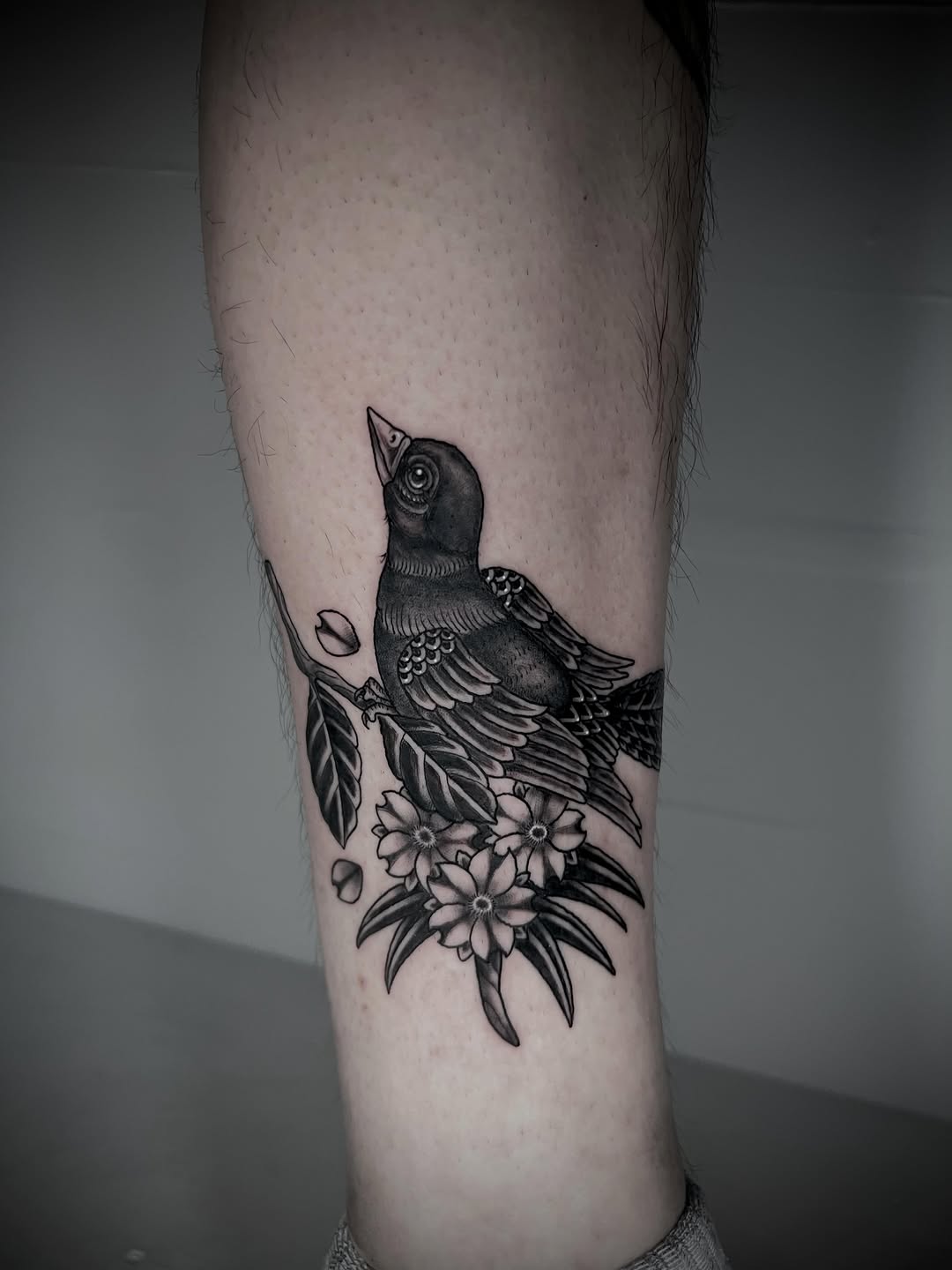 Tattoo by @yur.da.sells.blackwork — black_and_grey, realism