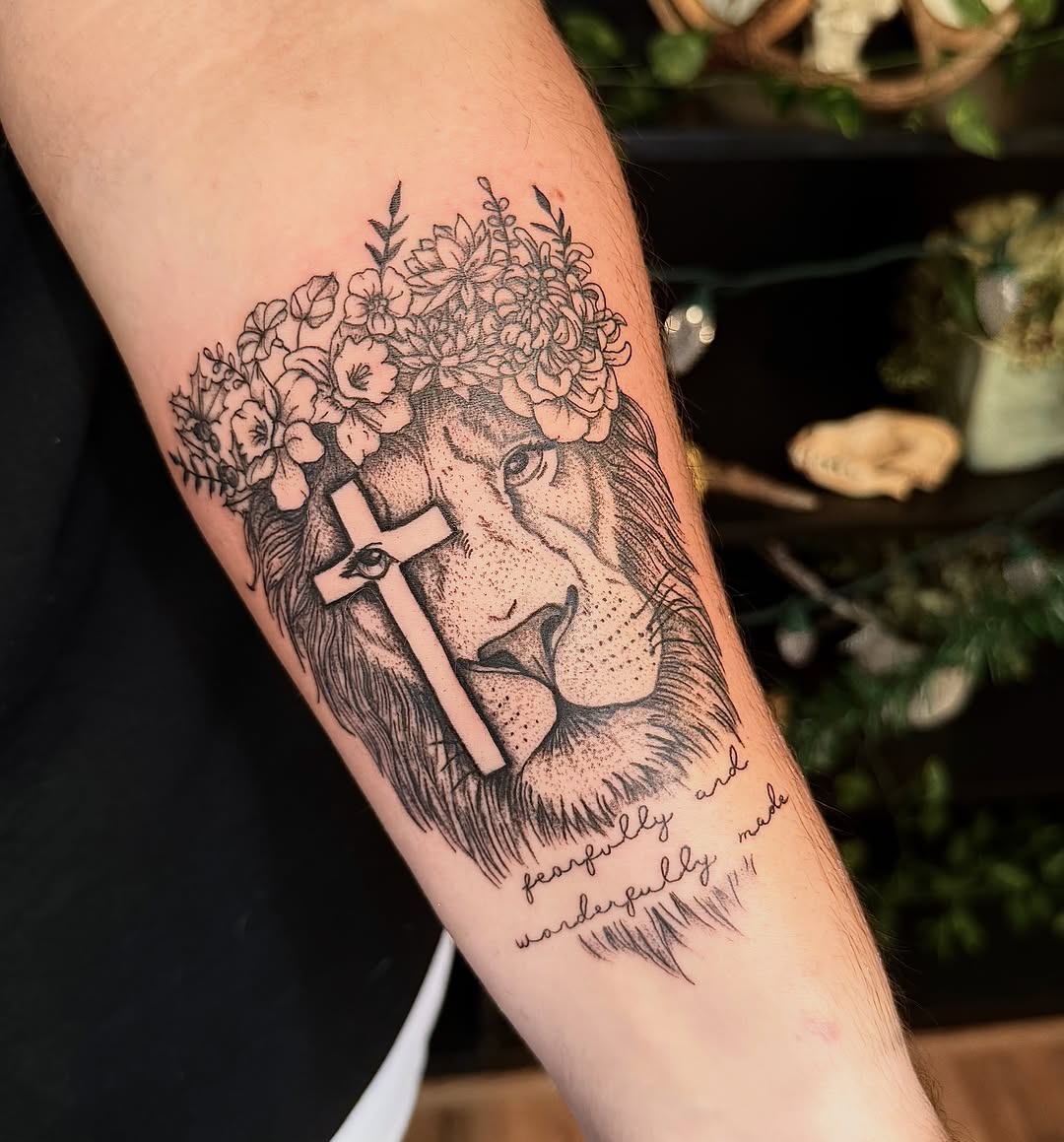 Tattoo by @honeyrosetattoo — realism