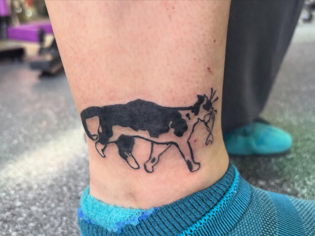 Tattoo by @hiro.tattoos — blackwork