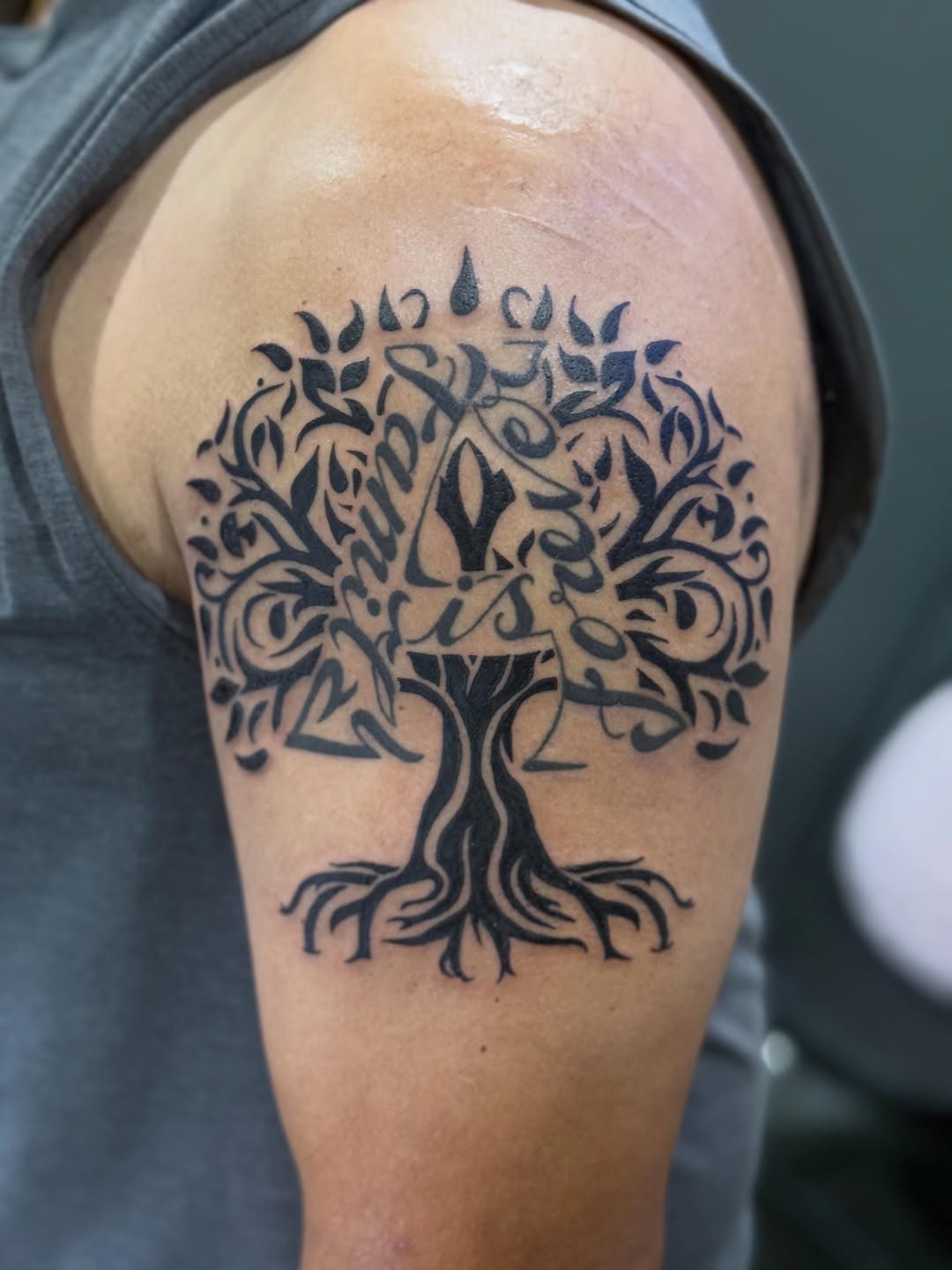 Tattoo by @bubblegum_and_bones — blackwork
