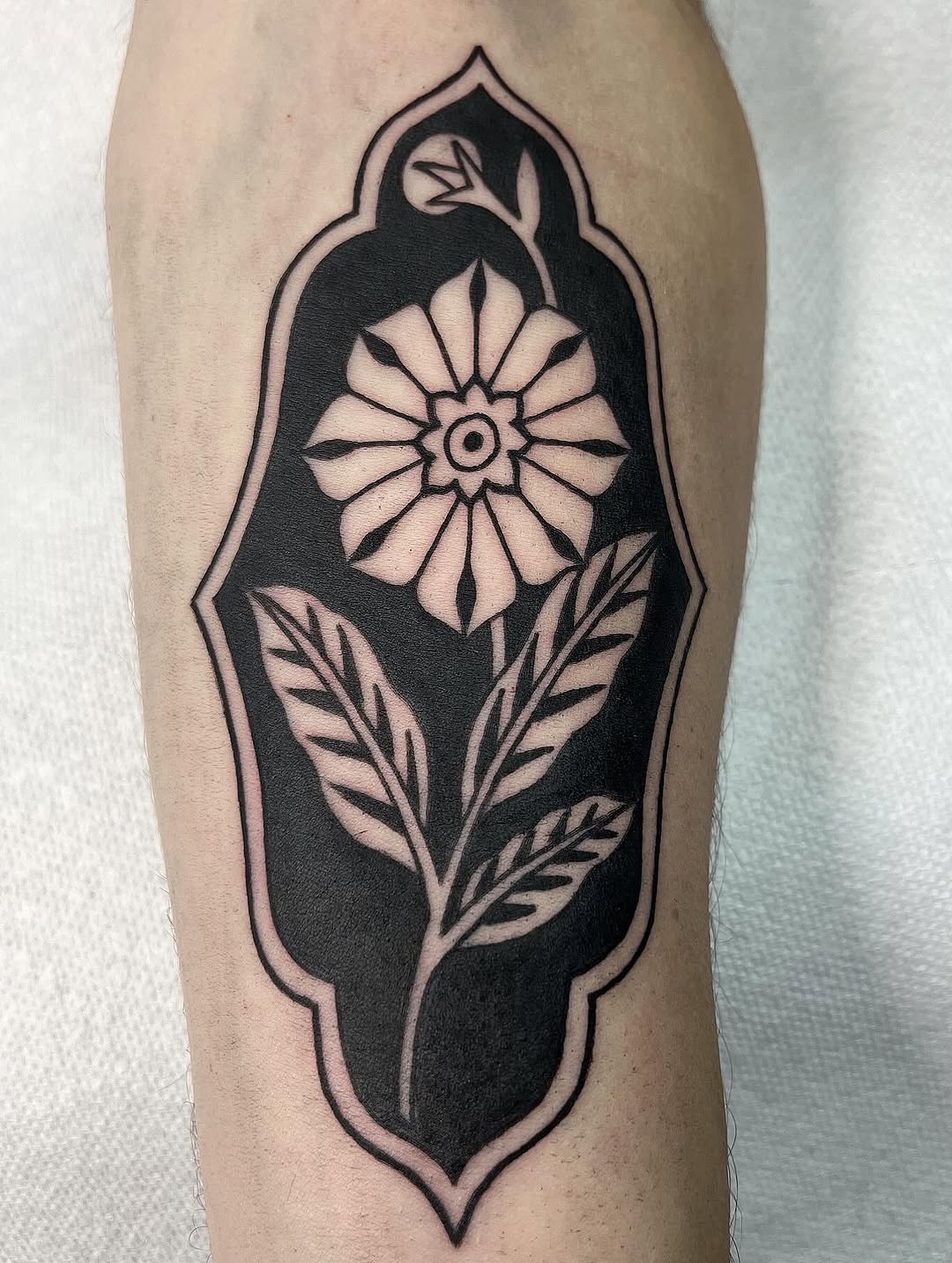 Tattoo by @hollydanesi โ blackwork
