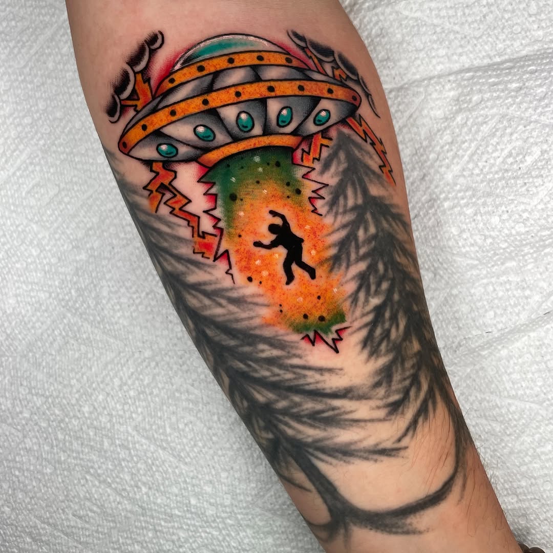 Tattoo by @dakotaharttattooart — american_traditional, new_school
