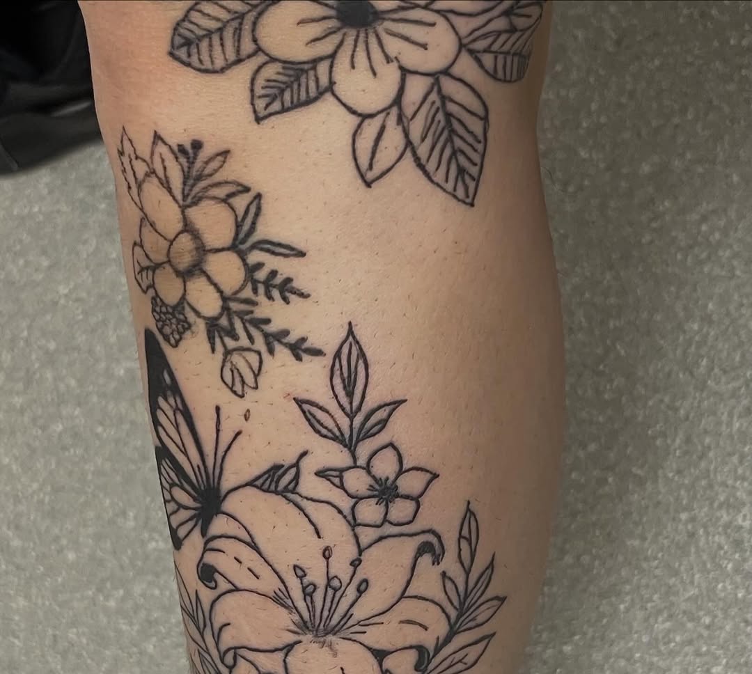 Tattoo by @thefeminine_ink — black_and_grey