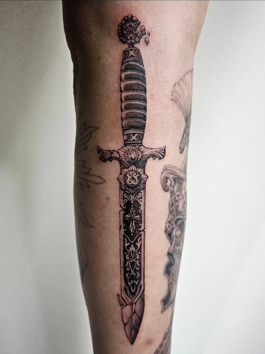 Tattoo by @hermin_tattoo โ blackwork, ornamental
