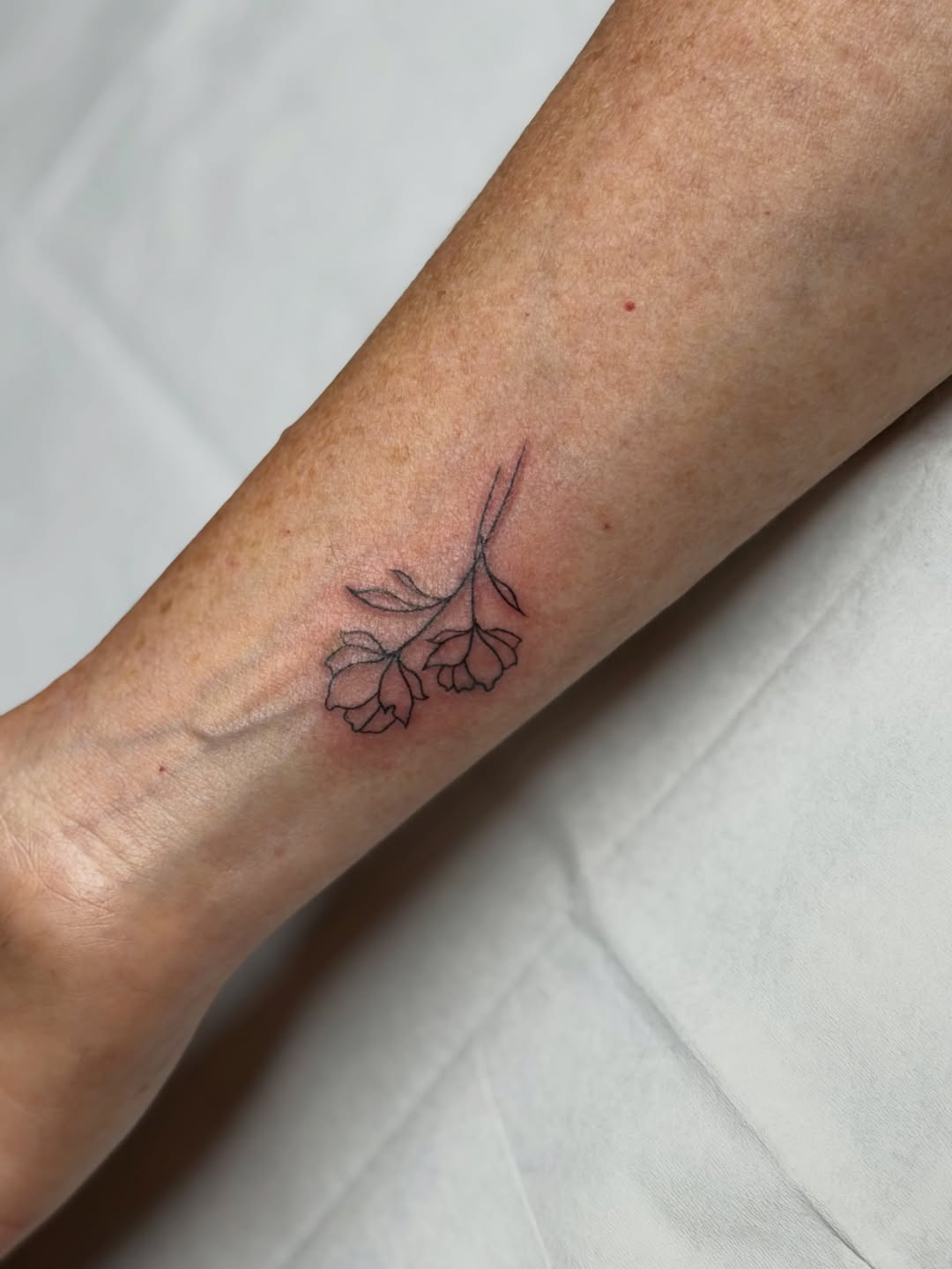Tattoo by @n.libretti — fine_line