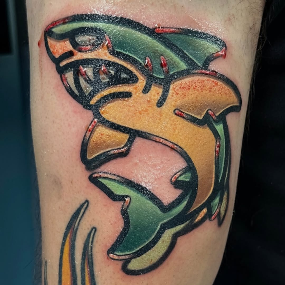 Tattoo by @delicate.dan — american_traditional
