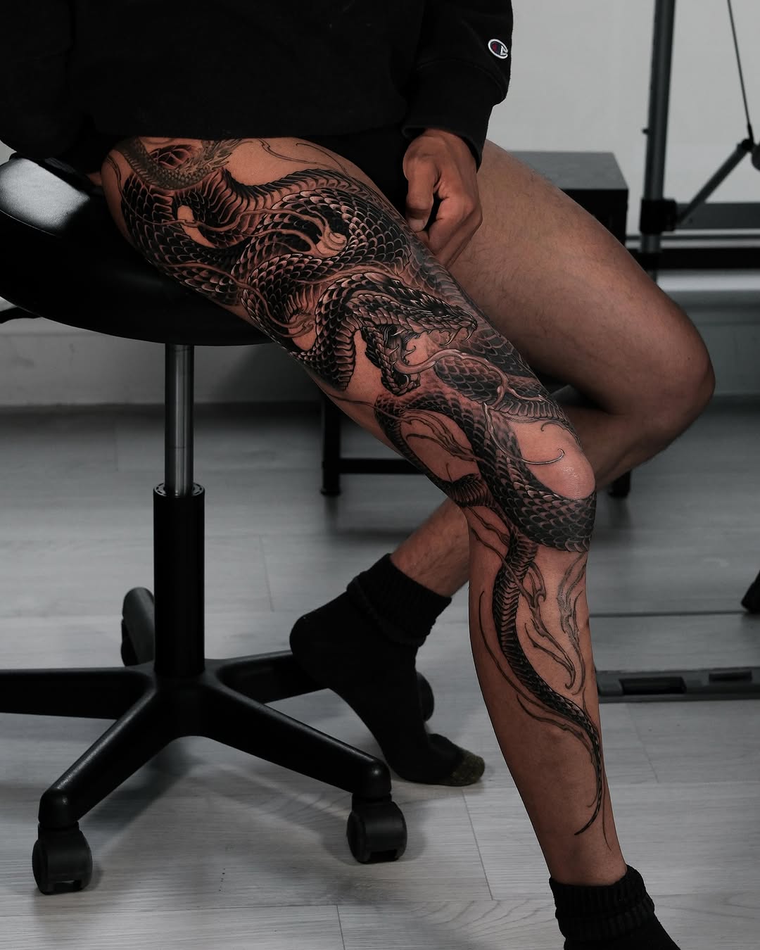 Tattoo by @eugenetattoo — black_and_grey, japanese_irezumi