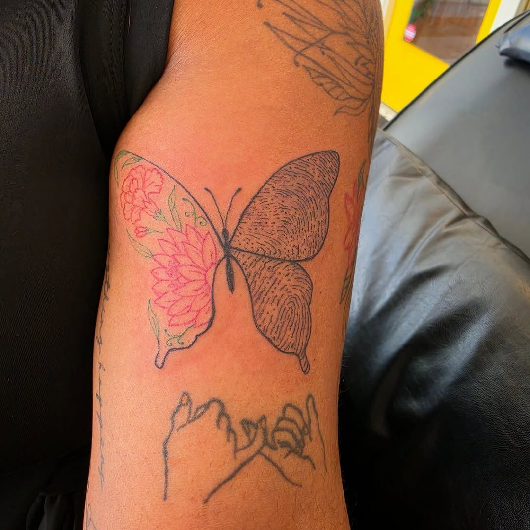 Tattoo by @solsticetattoonc β black_and_grey