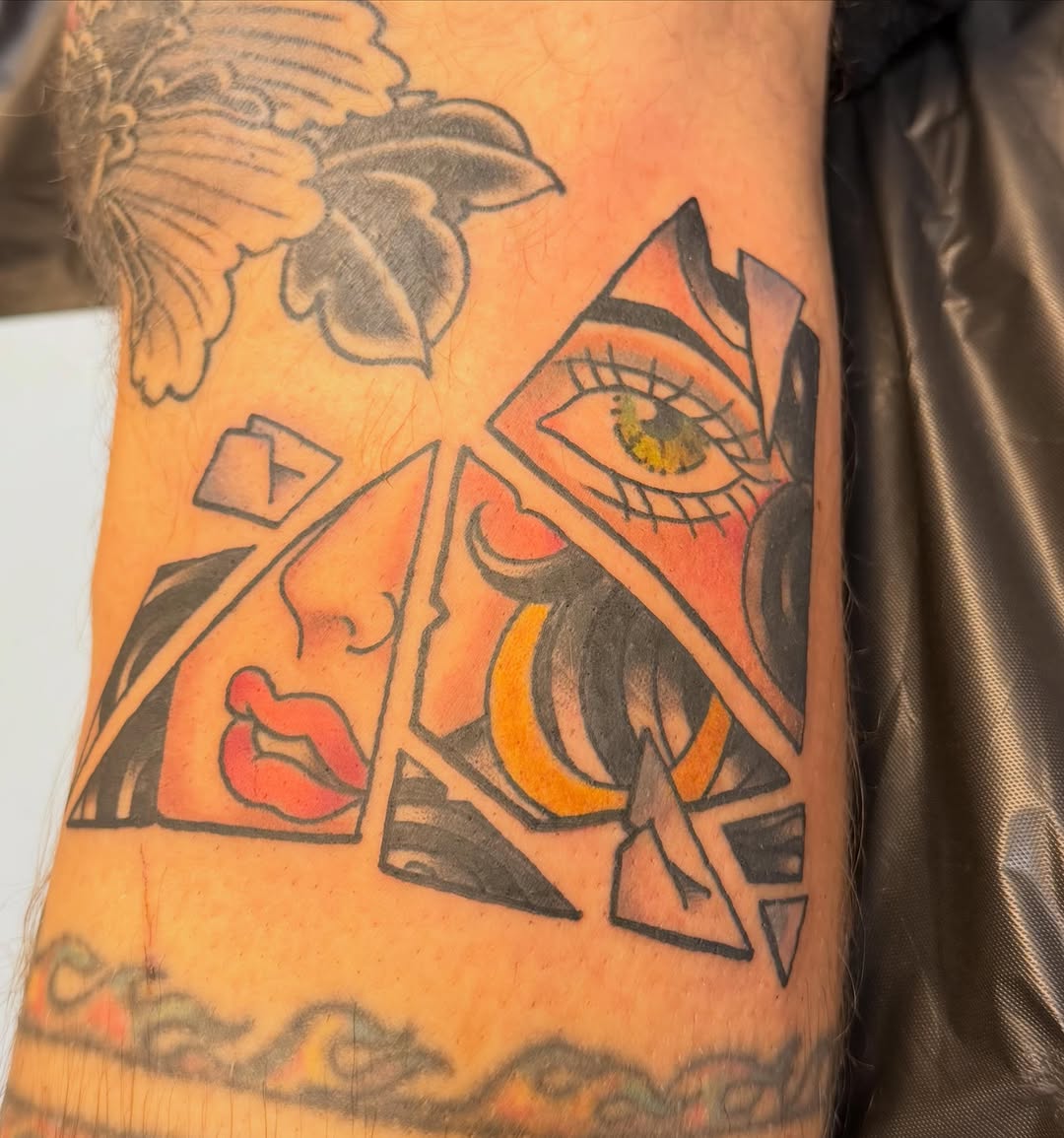 Tattoo by @timjewelltattooer — neo_traditional, trash_polka