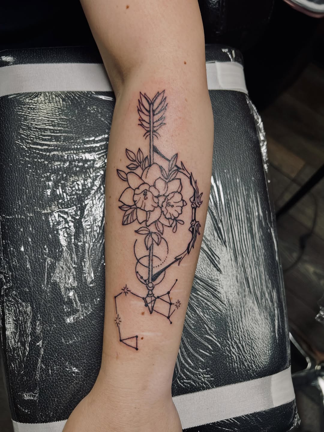 Tattoo by @boylazarustattoo — illustrative, fine_line