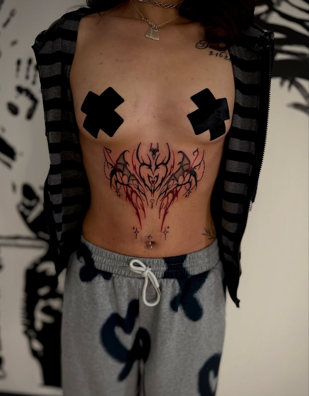 Tattoo by @konorvalentine — blackwork