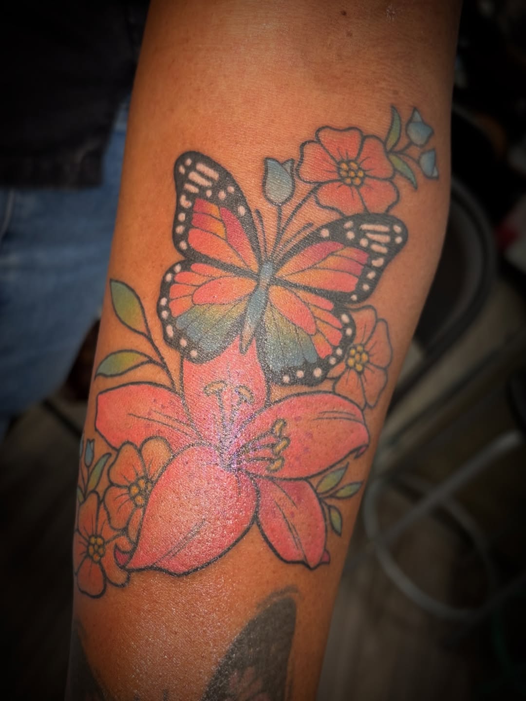 Tattoo by @tyyger.style — illustrative, realism