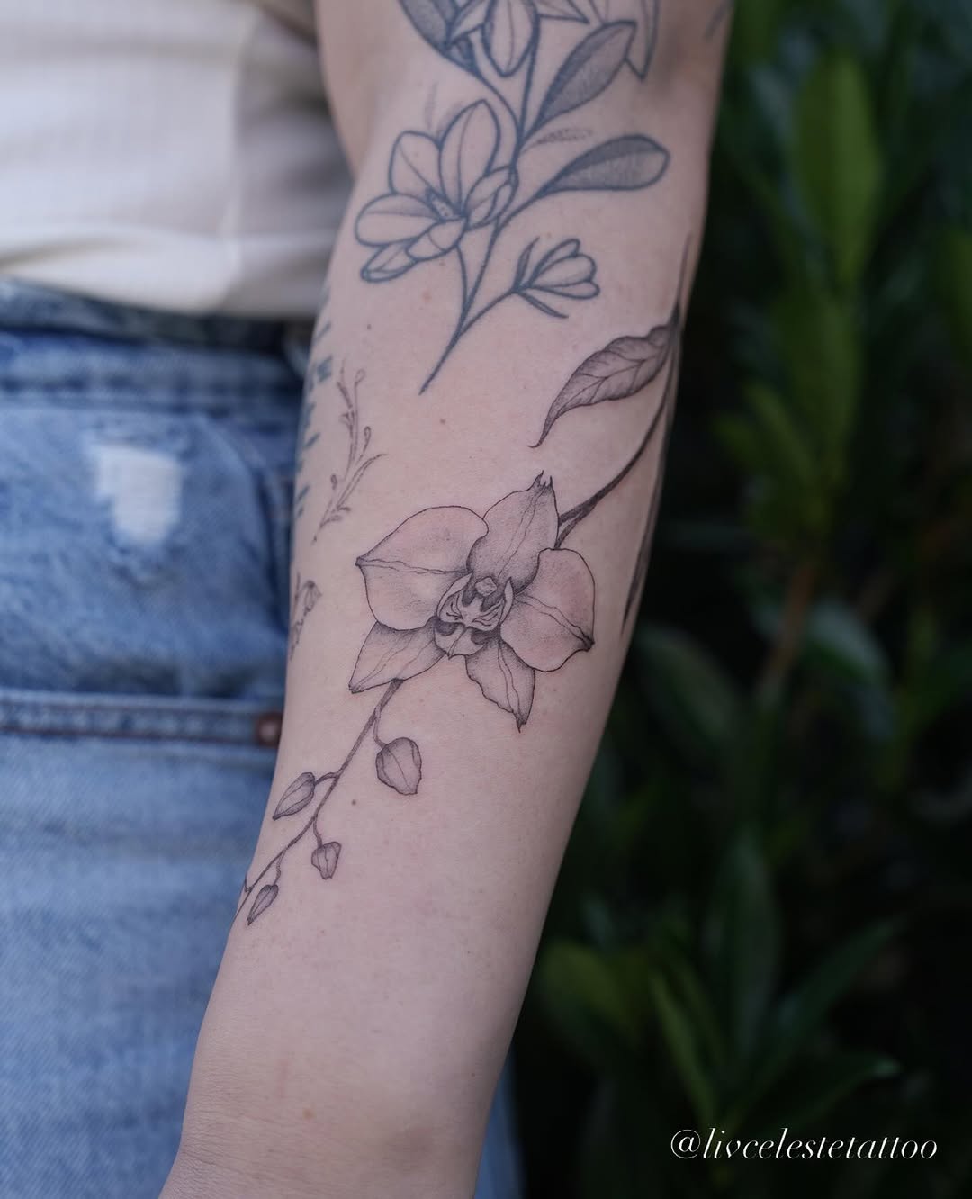 Tattoo by @livcelestetattoo โ fine_line