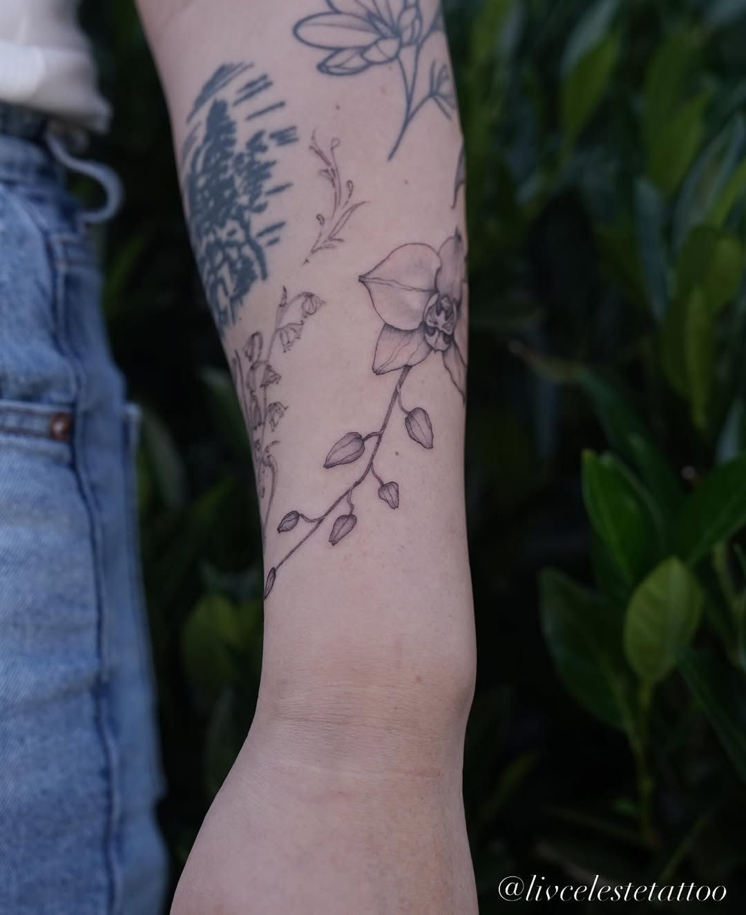 Tattoo by @livcelestetattoo โ fine_line