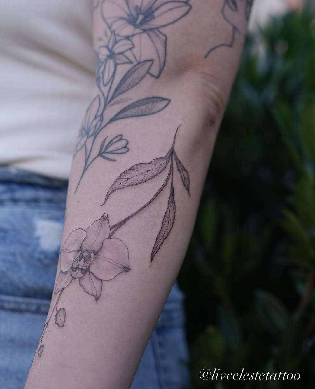 Tattoo by @livcelestetattoo โ fine_line