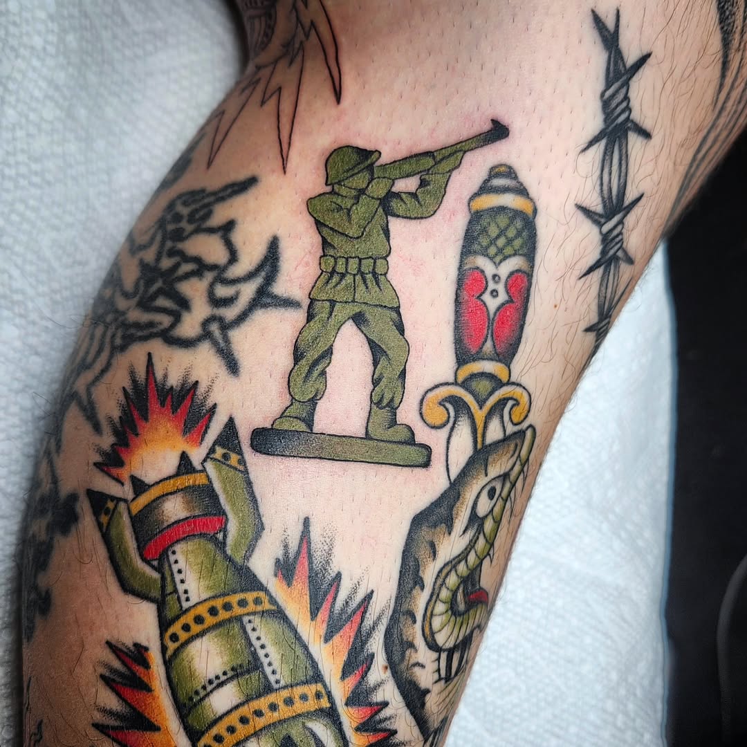 Tattoo by @kz.tattoos — american_traditional, illustrative