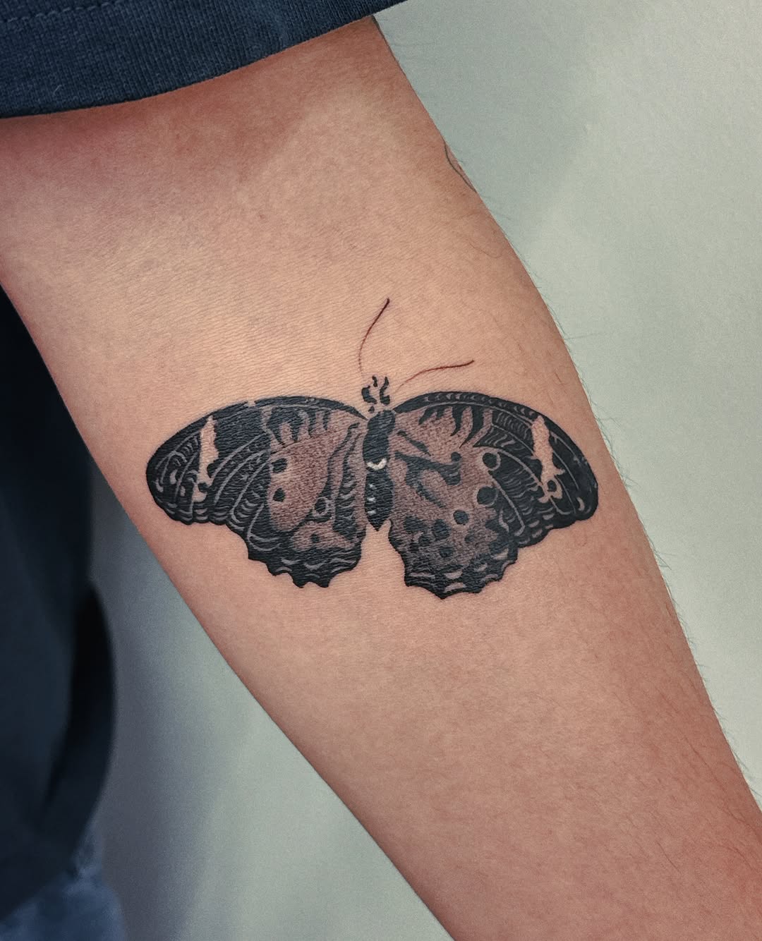 Tattoo by @bidan_gil β black_and_grey, realism