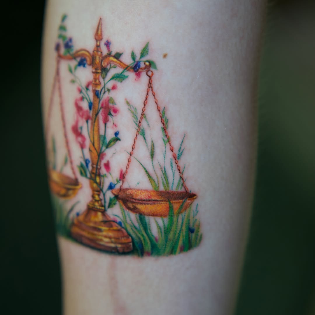 Tattoo by @raven_wood_tattoo โ illustrative, realism
