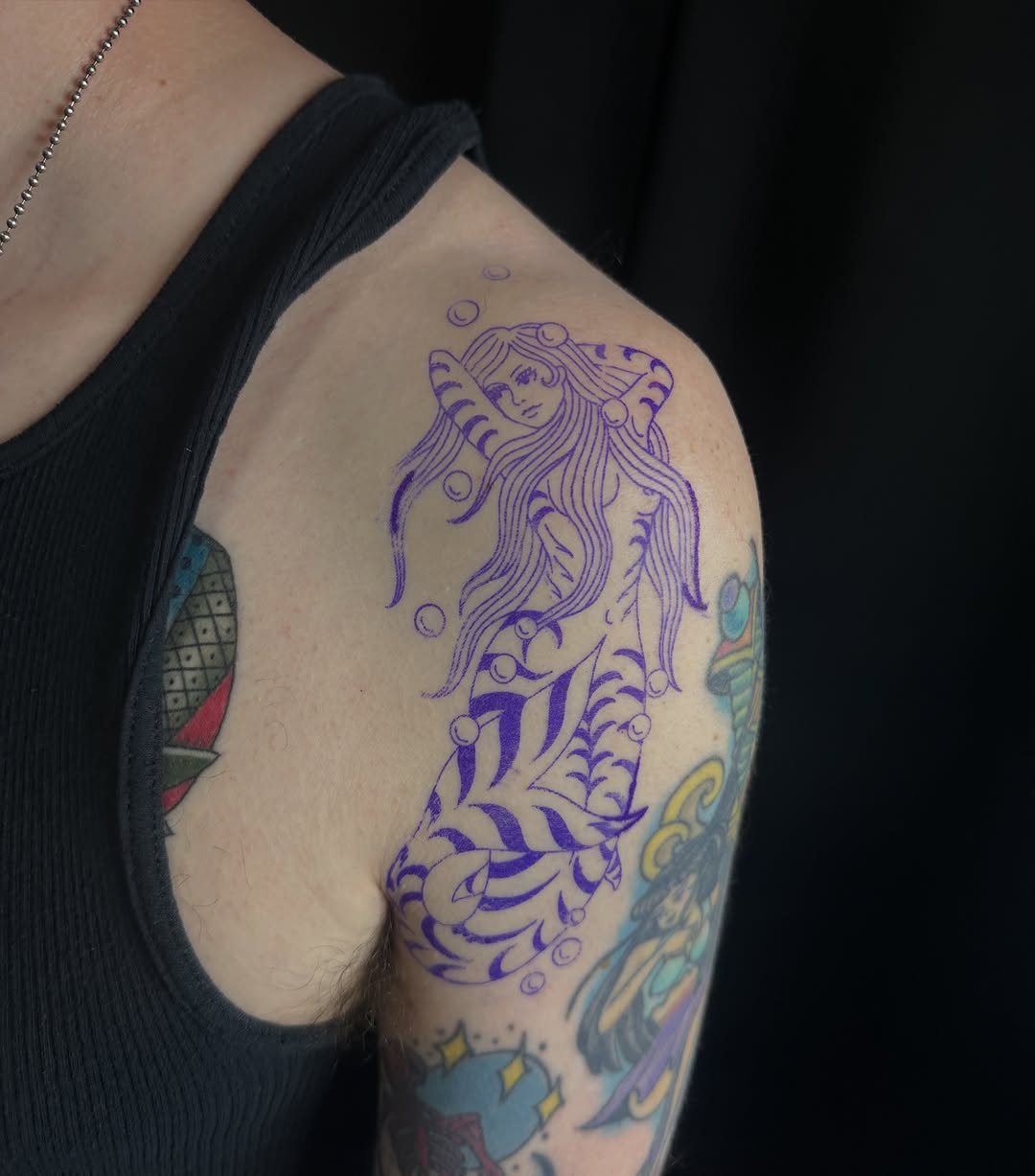 Tattoo by @sechisaiasz — illustrative, new_school