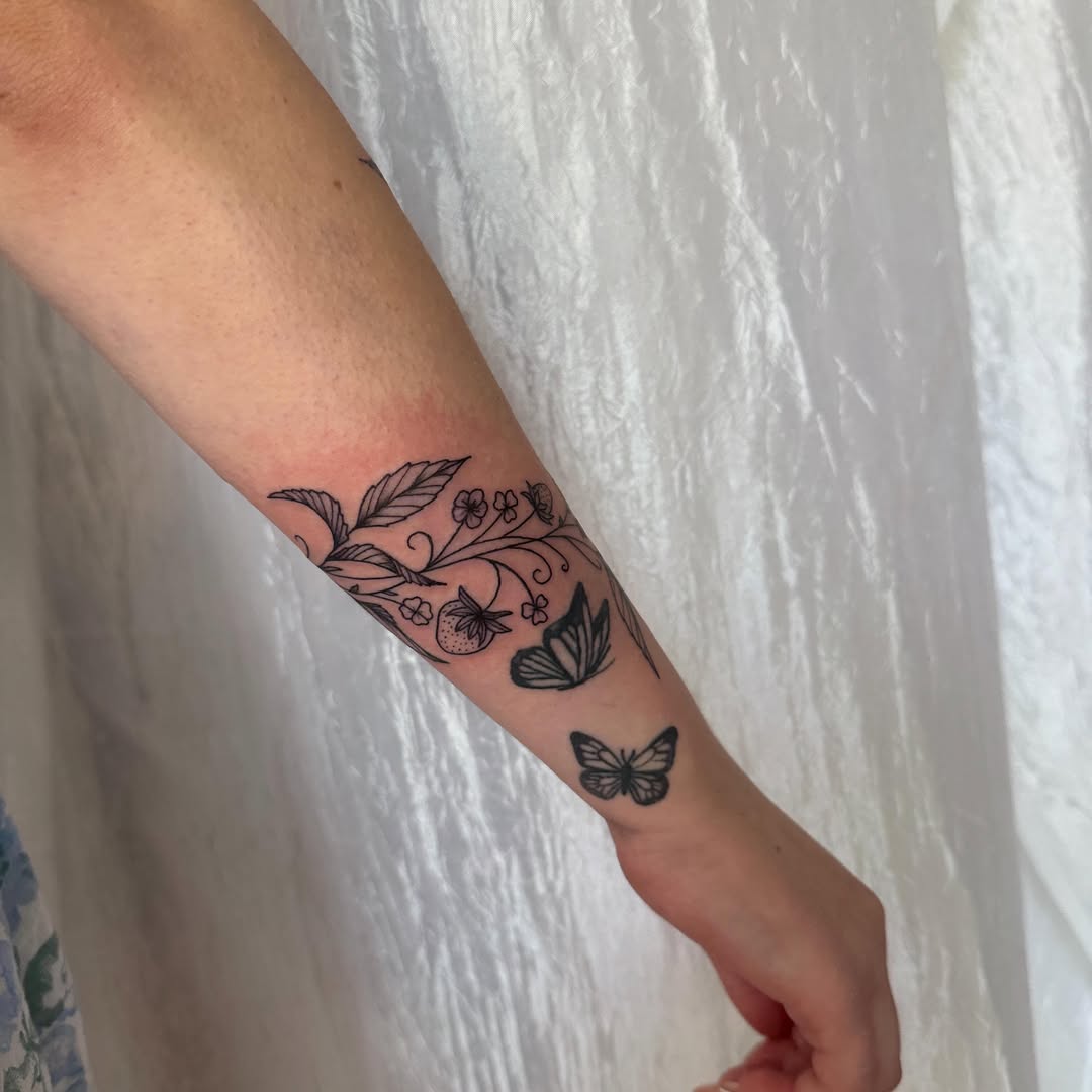 Tattoo by @tats.by.kay_tn β fine_line, illustrative