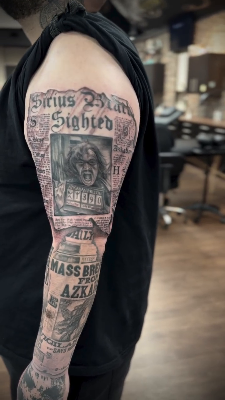 Tattoo by @lydiabruno13 — black_and_grey, realism